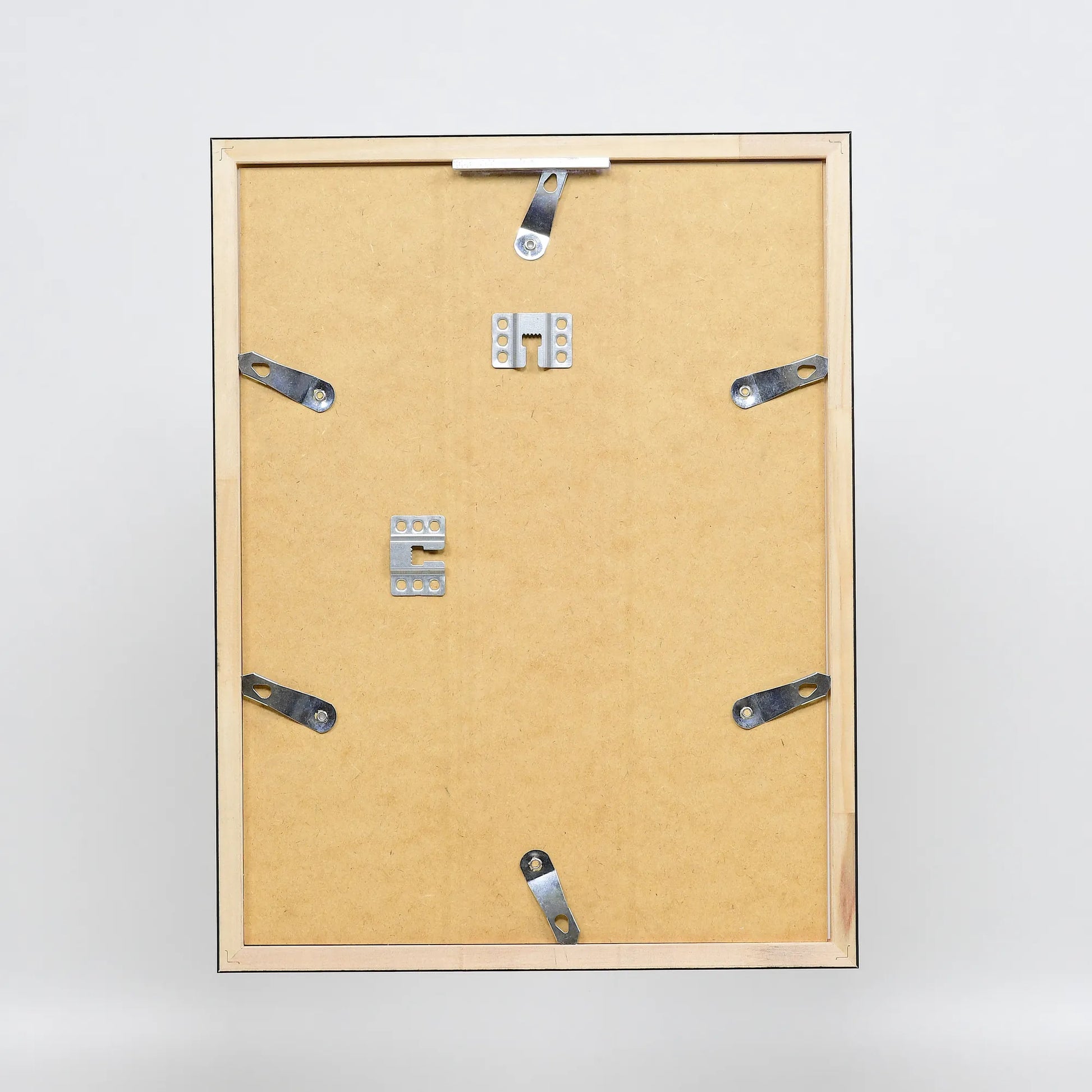 [Schwarz] 2070 – back