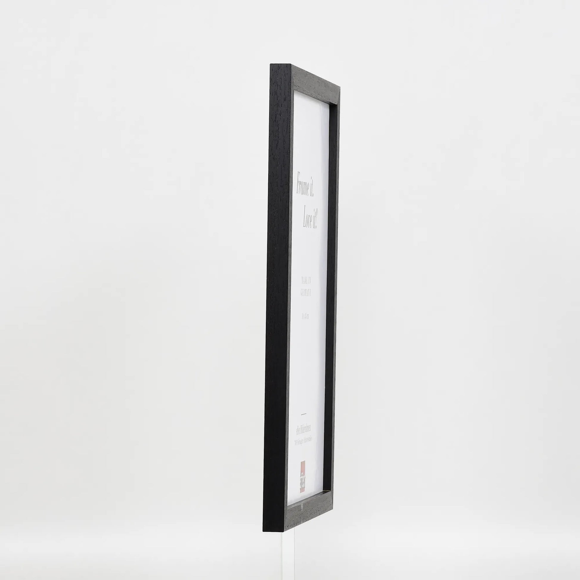 [Schwarz] 33 – side