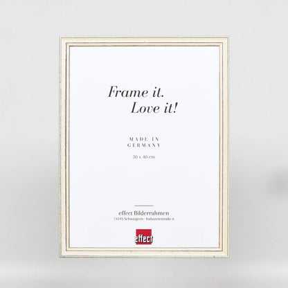 [Weiß] 38 – frame