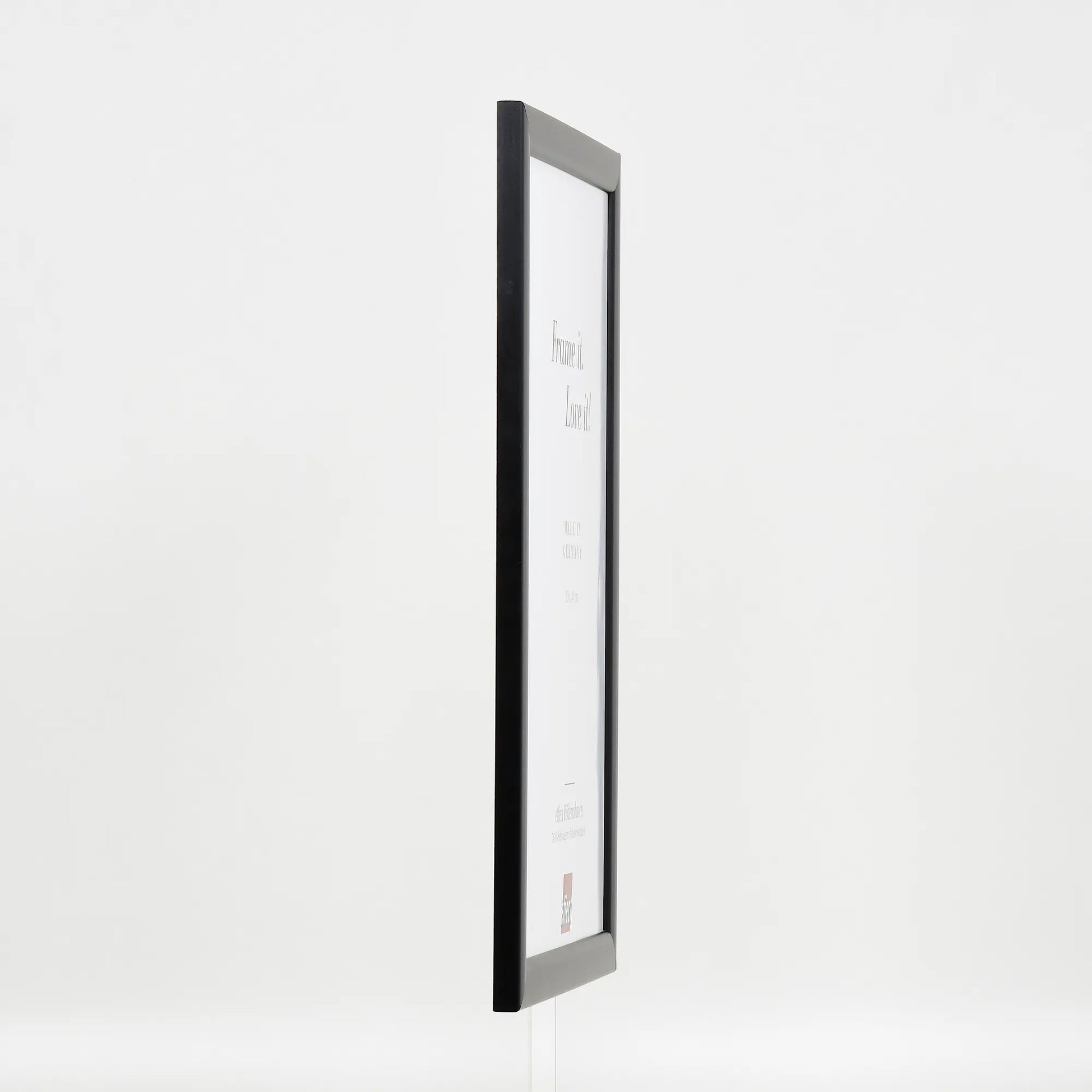 [Schwarz] 43 – side