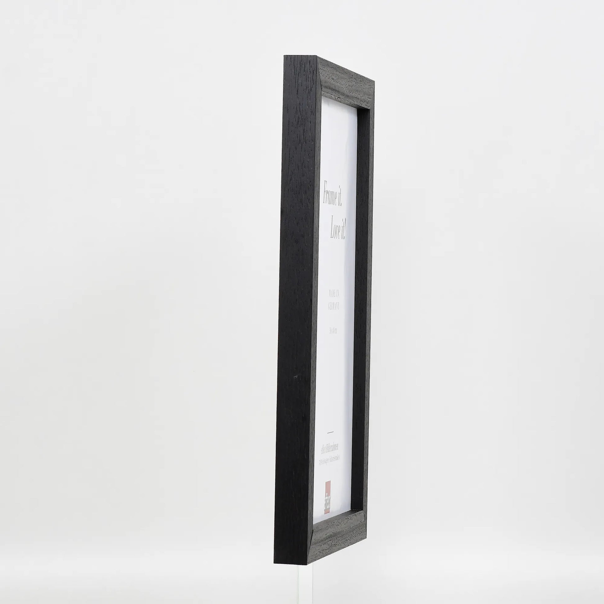 [Schwarz] 52 – side