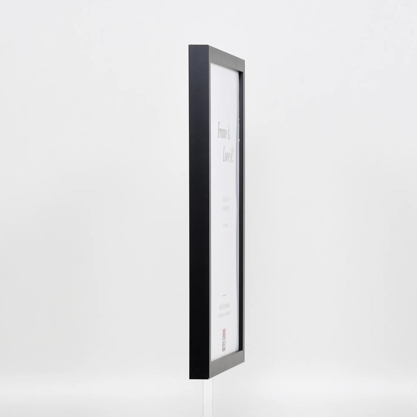 [Schwarz] 58 – side