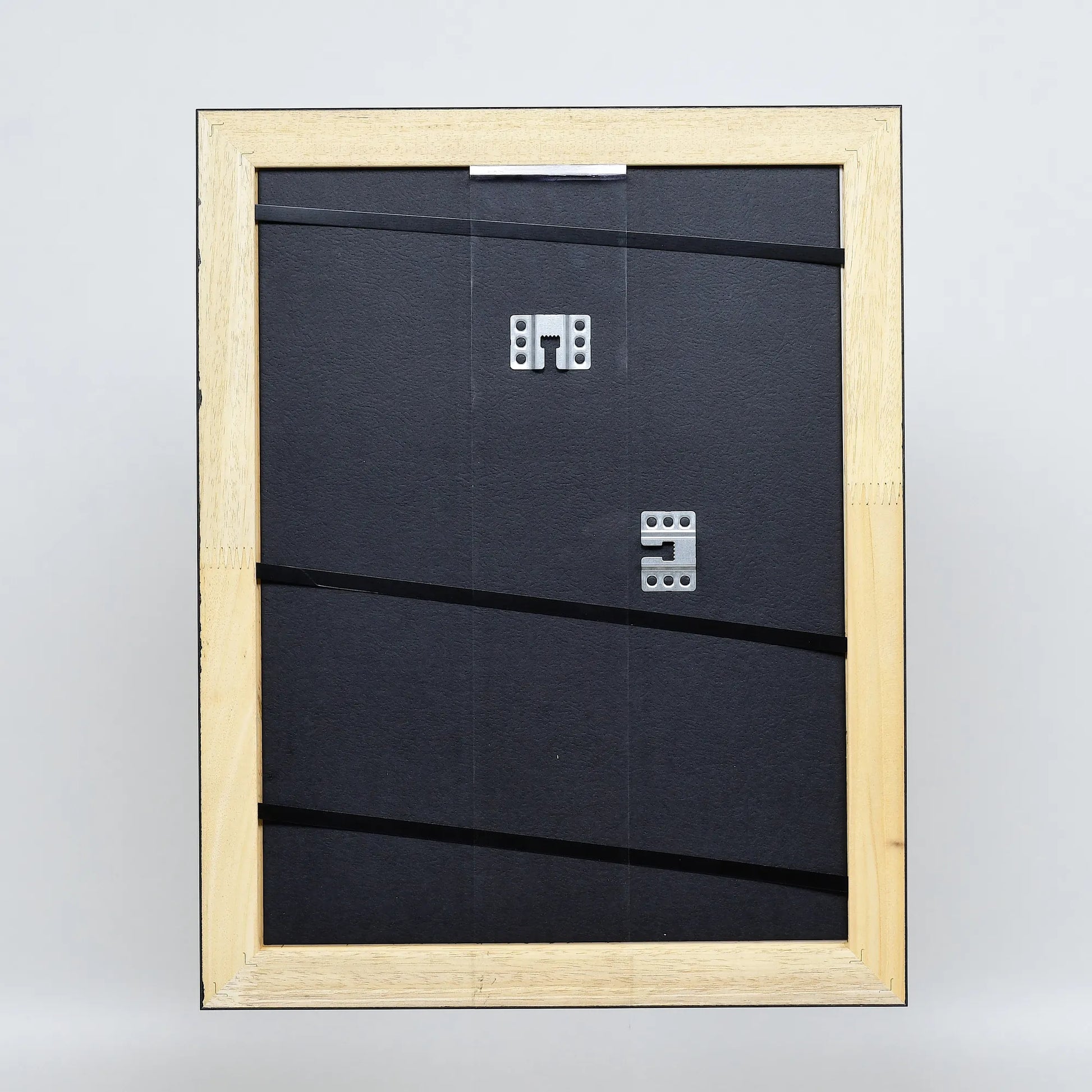 [Schwarz] 68 – back