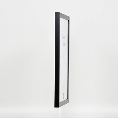 [Schwarz] TC – side